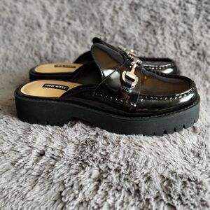 Nine West Duntal Bit Mule Loafers Black Patent Slip On Flats Women’s 10M